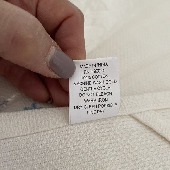 Department 56 Time to Celebrate 100% Cotton Towels (2)  Embroidered Snowflakes - Picture 5 of 10